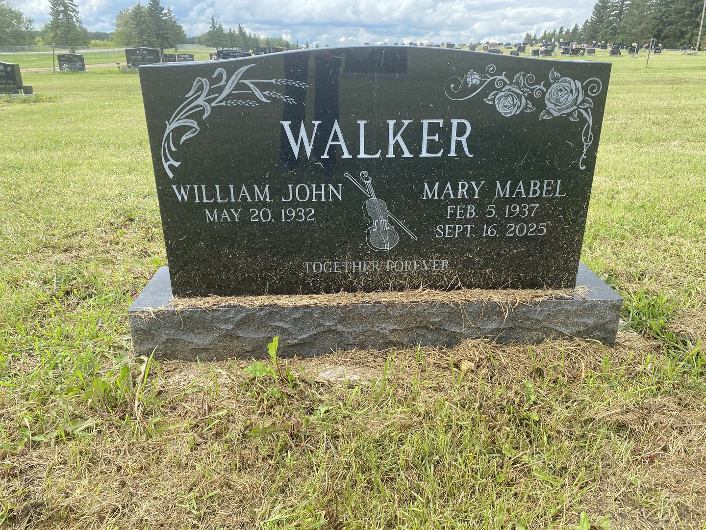 Mary Mabel Walker's grave